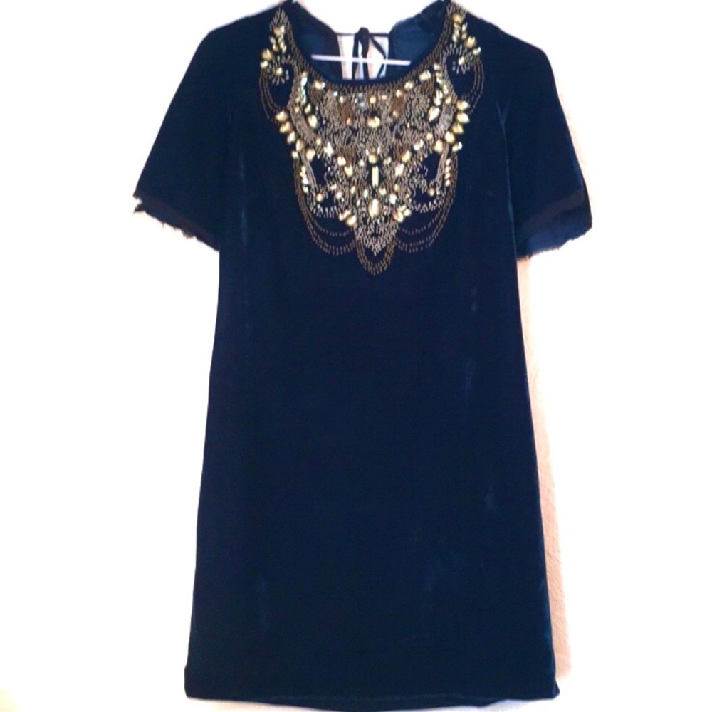 💙 Deep Blue Velvet Tunic w/ Beaded Yoke 💙